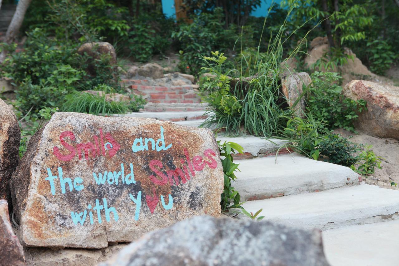 Life'S A Beach Backpacker Albergue Quy Nhơn Exterior foto