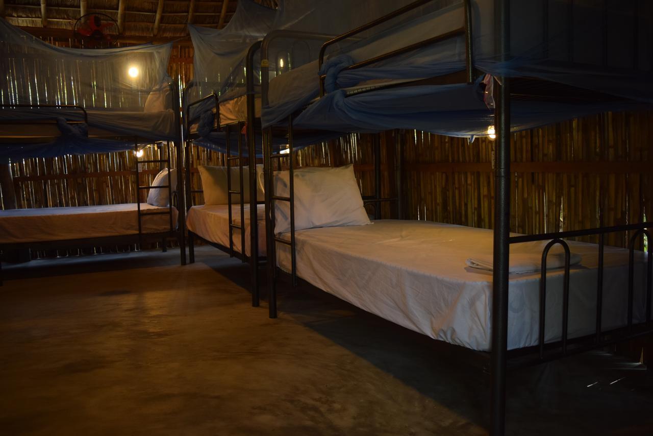 Life'S A Beach Backpacker Albergue Quy Nhơn Exterior foto